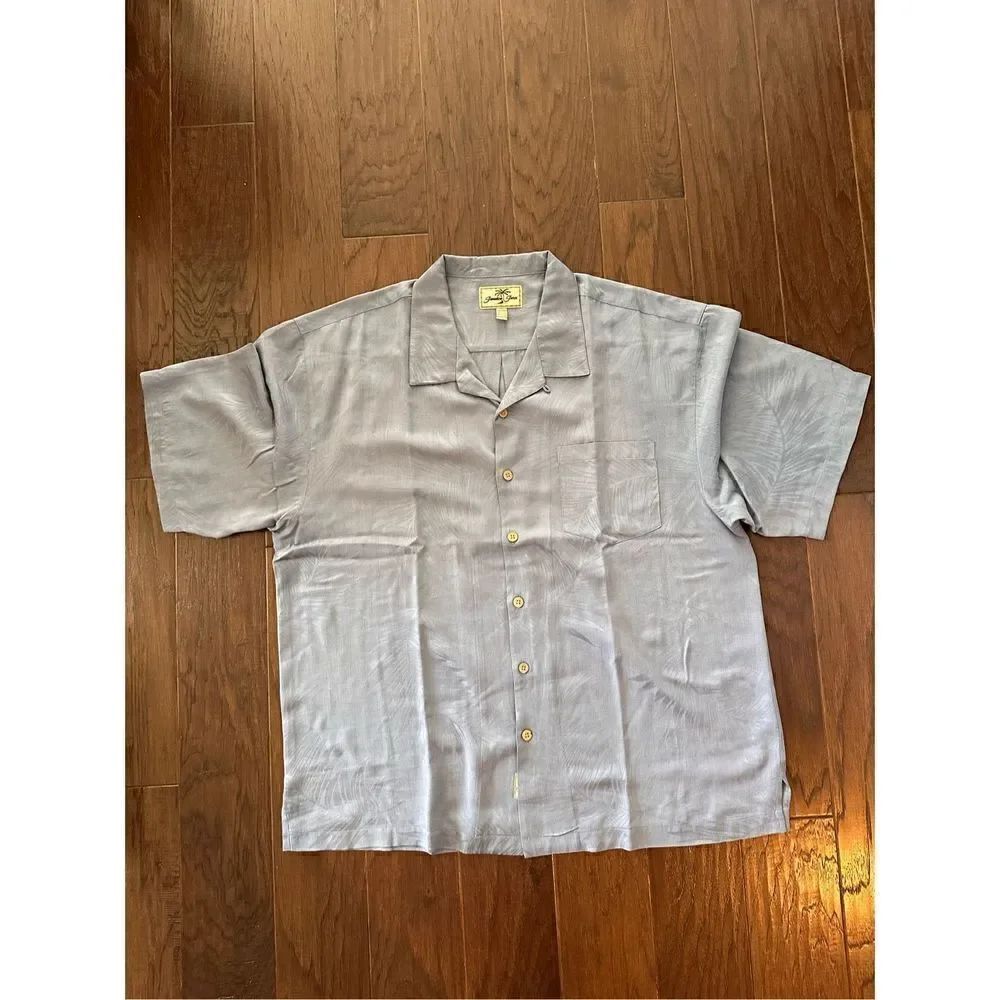 Jamaica Jaxx 100% Silk Button Down Shirt